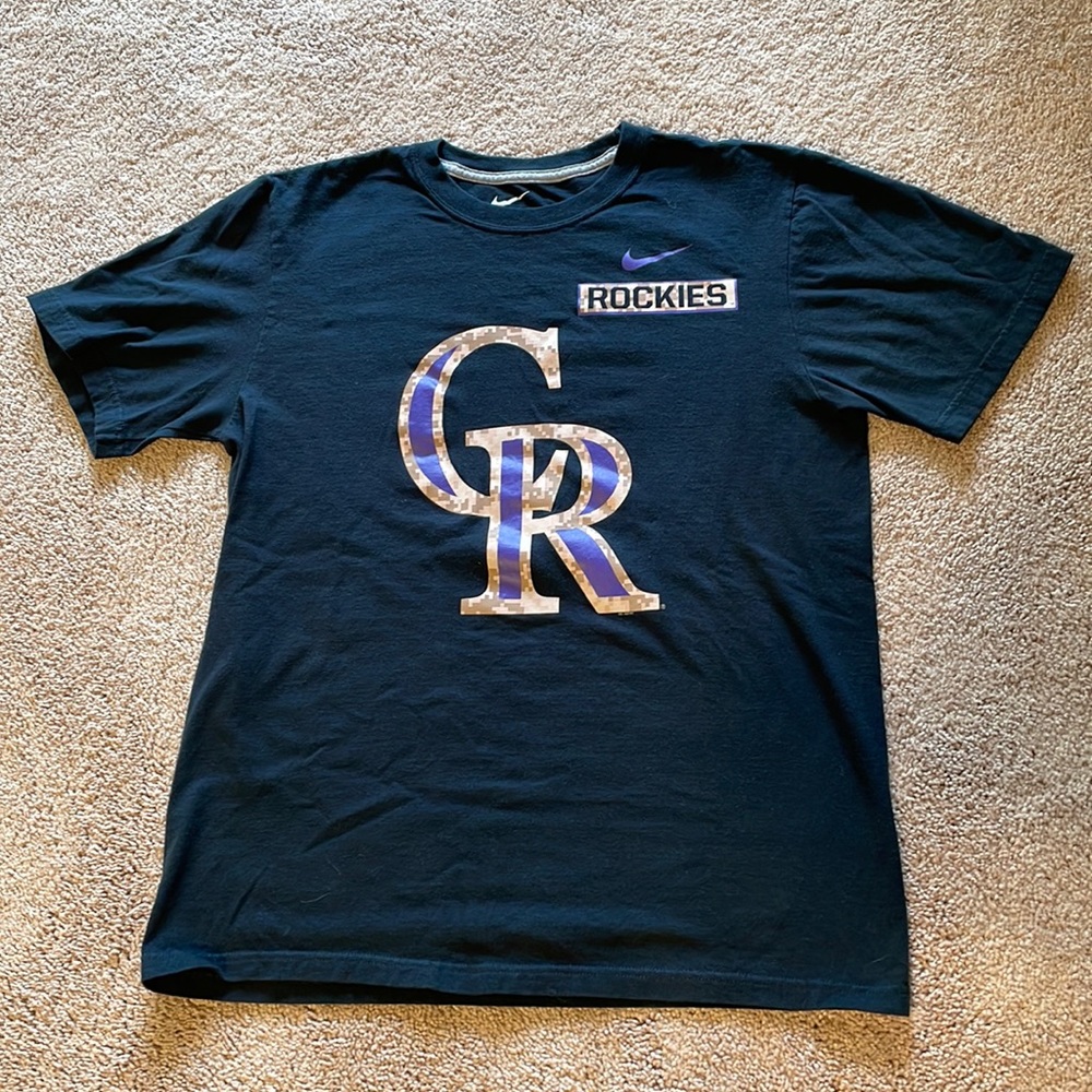 Nike Colorado Rockies T Shirt - Medium